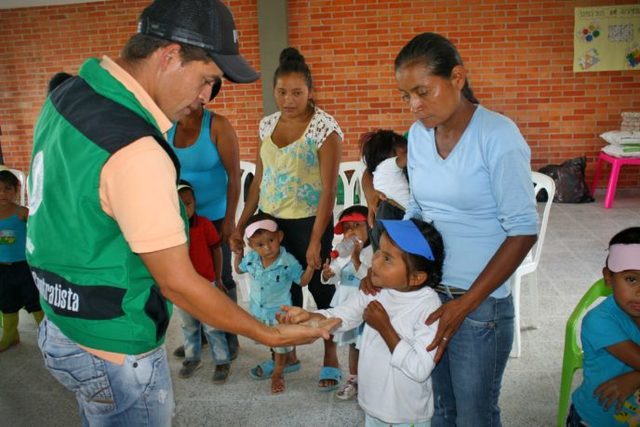 Ayuda (Mediados del siglo XX)