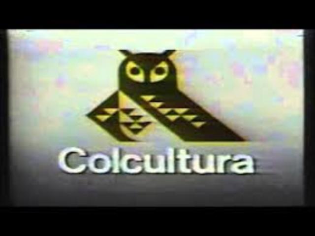 La tv se convierte en otra forma de masificar la educación.