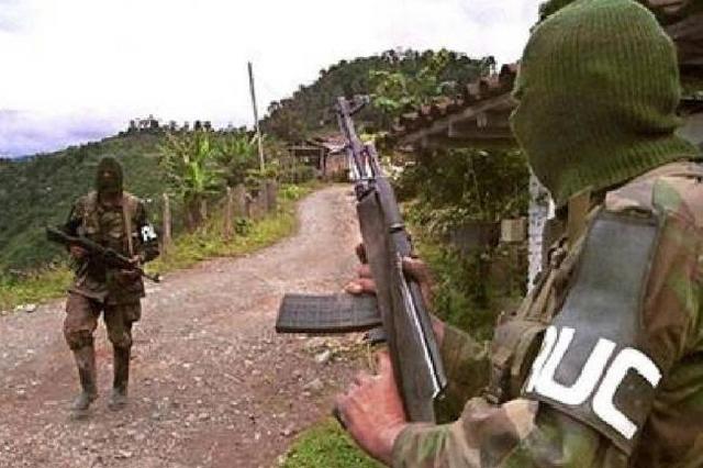 Retenes paramilitares  Ovejas, Carmen y Cordoba
