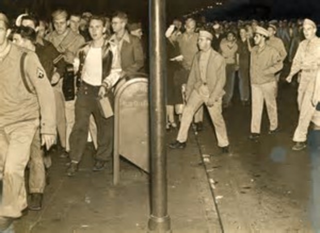 1943 Zoot Suit Riots – Los Angeles, CA