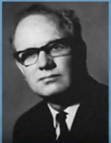 Desarrolo del primer paquete de simulacion de eventos discretos