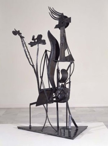 La mujer en el jardin