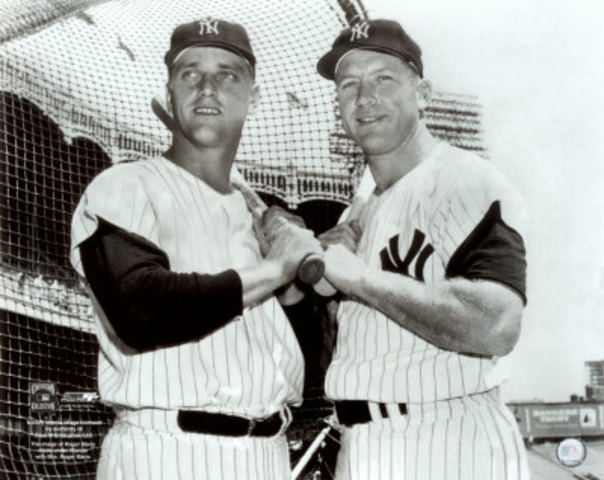 Roger Maris breaks ruths single season home run record