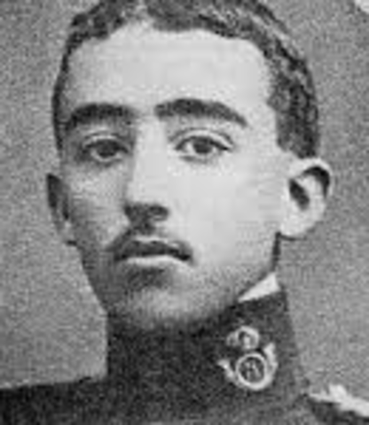 Franco gets a place in the Infantry Academy of Toledo.