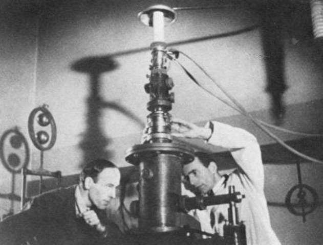 Max Knoll &  Ernst Ruska : First Electronic Microscope