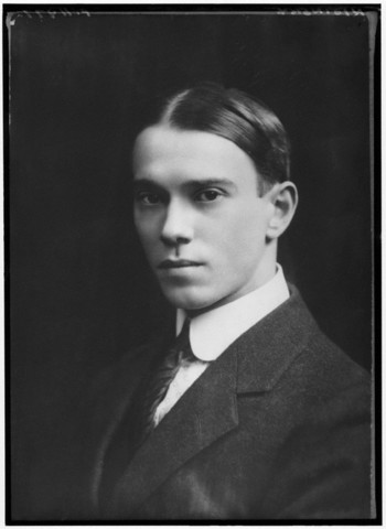 Vaslav Nijinsky is born