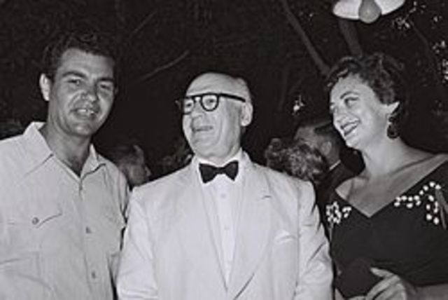 Ballets Russes De Monte Carlo sets sail for America