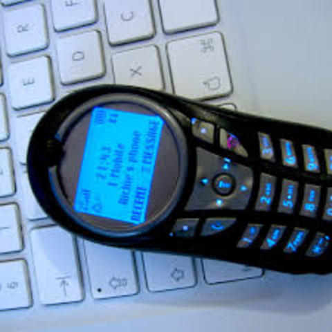 2003 Empresas en el sector de celulares