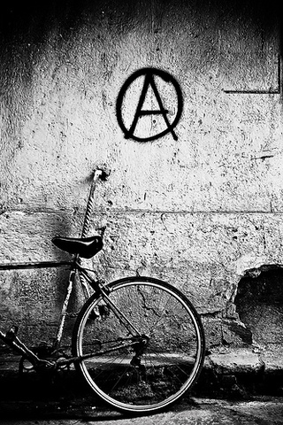 EL ANARQUISMO .