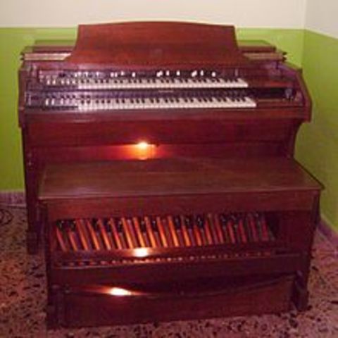 Órgano electromecánico