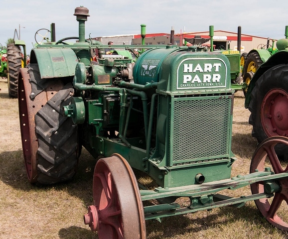 Basic Gasoline Tractor
