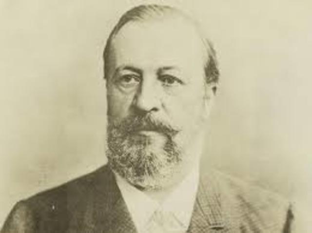 Primer motor de combustión