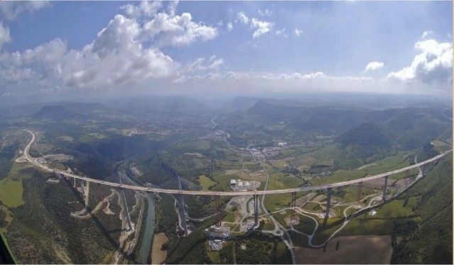 Viaducto Millau (Paris - Barcelona)