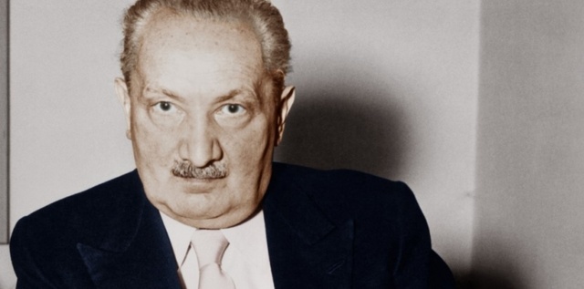 Martin Heidegger (1889 - 1976)
