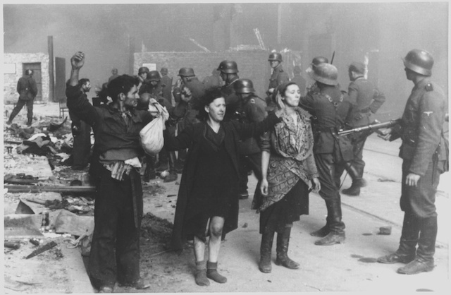Warsaw ghetto fighters fired upon German troops