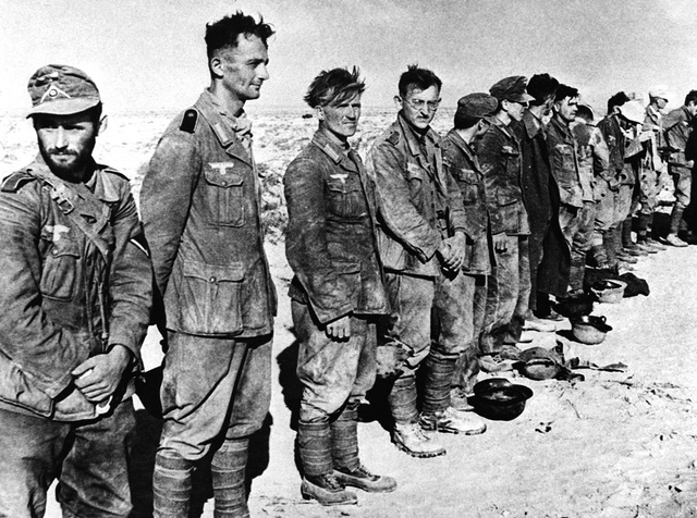 1943 British and US forces defeat German and Italian armies in North Africa