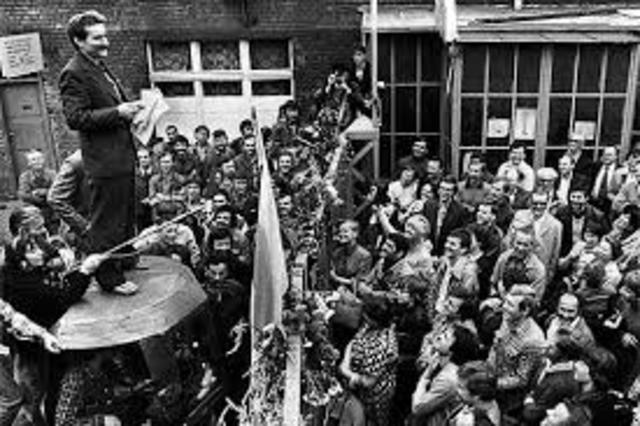 Huelga de los astilleros de Gdansk, democracia de Polonia.