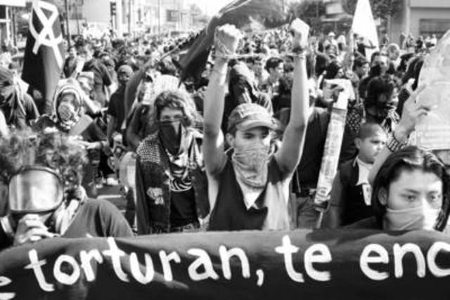 MOVIMIENTO ALTERMUNDISTA EN LA CIUDAD DE GUADALAJARA 2004