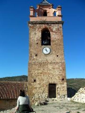 CAMPANARIOS DE LAS IGLESIAS COMUNALES