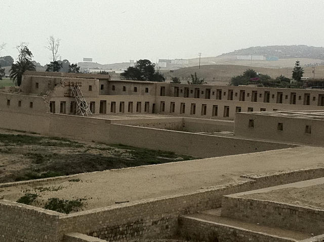 Construccion de Acllahuasi