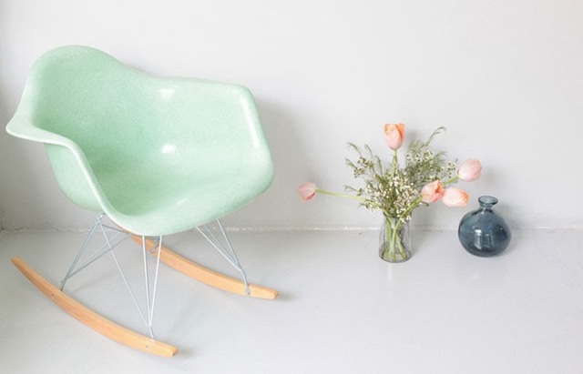Eames Plastic Side Chair, Vitra