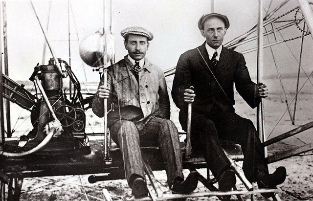 Orville y Wilbur Wright: aviación
