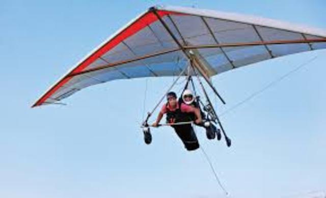 hang gliders come!
