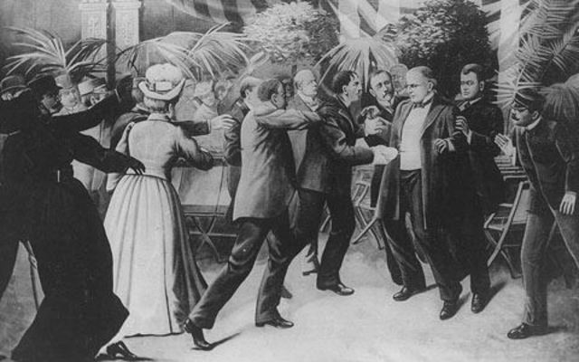 McKinley assassinated, Roosevelt takes presidency