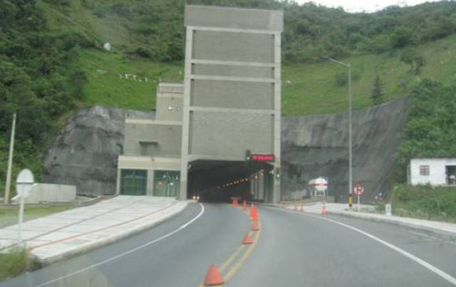 TÚNEL DE OCCIDENTE