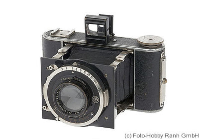 Cámara Réflex 35mm (1936)