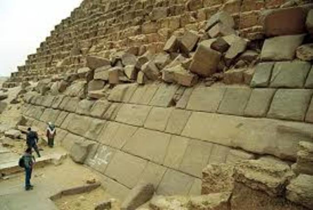 Bloques de piedra como uno de los primeros materiales de construcción.