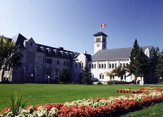 Queen's University of Kingston