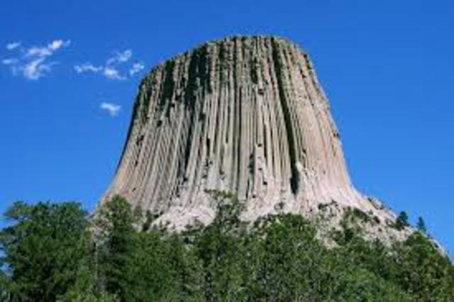 Devil's Tower.