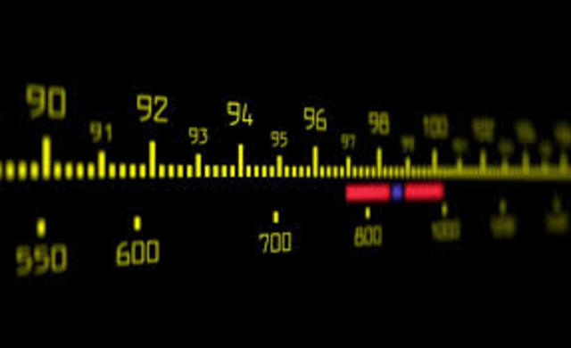 Llega la modulación de frecuencias