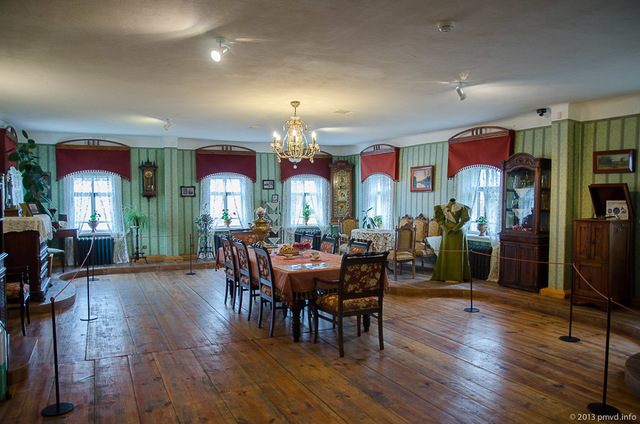 The merchant's house inside.