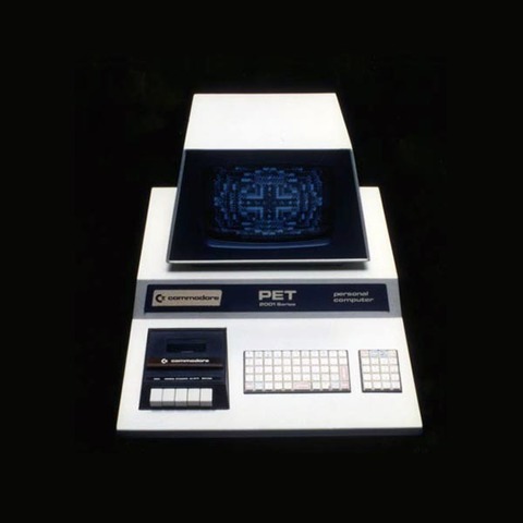 Le Commodore PET (Personal Electronic Transactor) a introduit