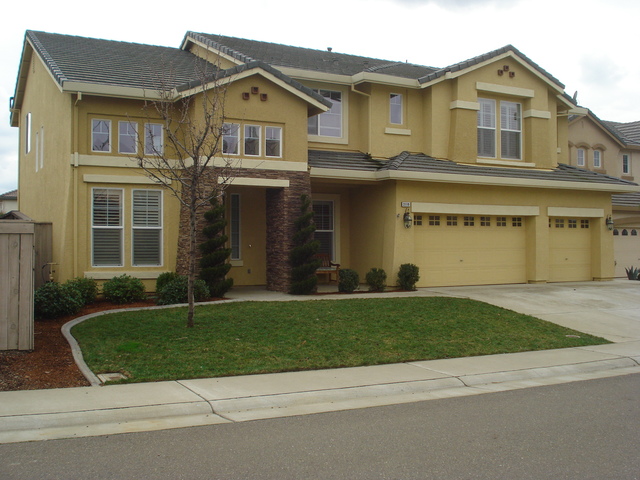 Jack moves into a new house