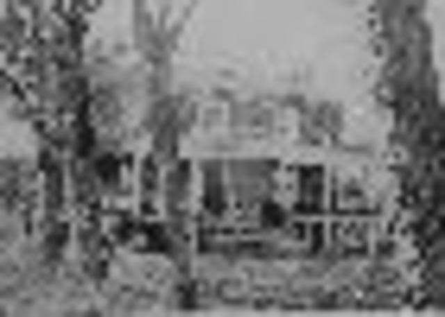 Lee Surrenders to Grant at Appomattox