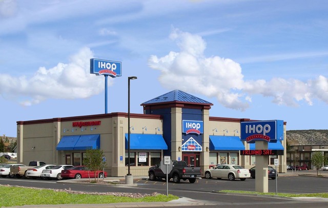 Man Arrested for Stabbing in Restaurant Parking Lot