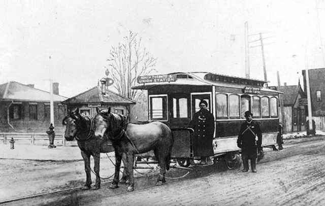 Toronto streetcar service begins