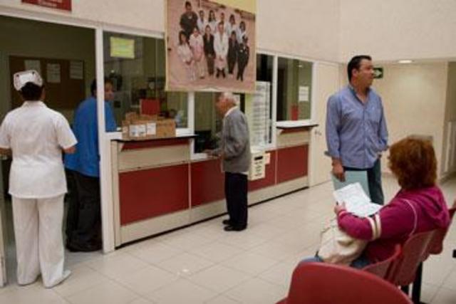 Reconocen los servicios del hospital