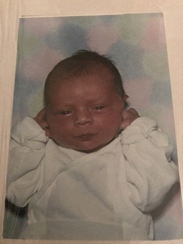 2001- Nací en San Mateo, California