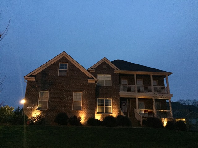 Mi familia nos mudamos a Charlotte.