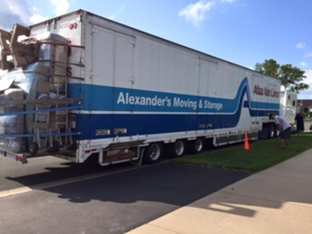 Mi familia y yo nos mudamos de Indiana a Minnesota.