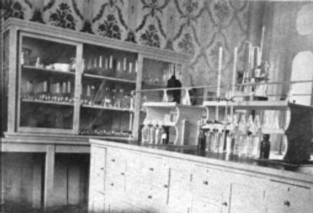 Primera carrera de Bacteriología