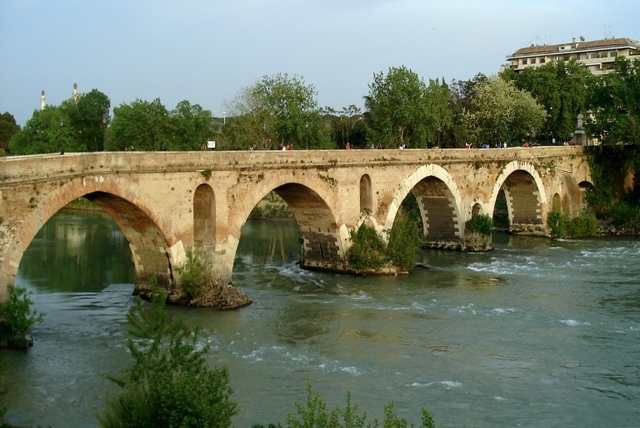 1889- primer puente de arco con concreto reforzado