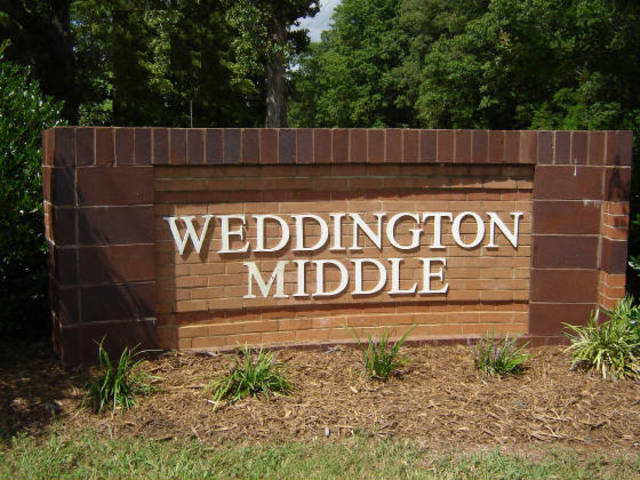 Cambió escuelas de Charlotte Latin a Weddington.