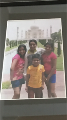Yo fui con mi familia a India