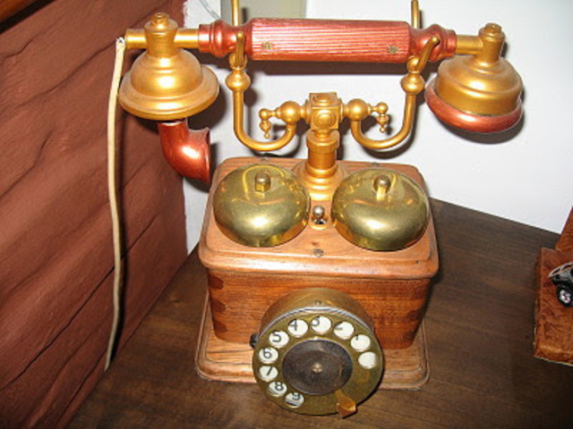 TELEFONO 2