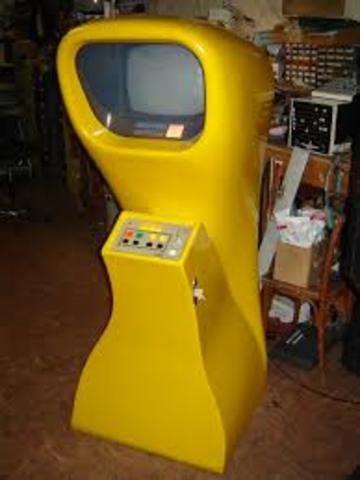 First Commercial Arcade Game Invented